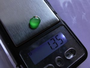 蛍光翡翠ルース