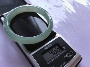 氷翡翠バングル