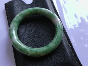 本翡翠プリンセスバングル