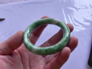 本翡翠プリンセスバングル