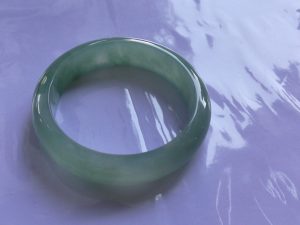 氷翡翠バングル　碧い時