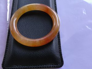 ミッソバングル