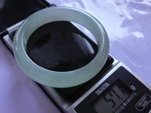 氷翡翠バングル