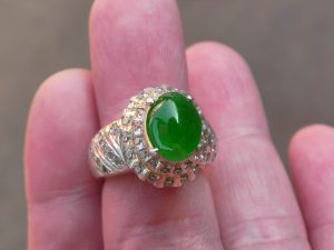 ろうかん翡翠ルース