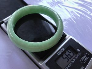 本翡翠バングル