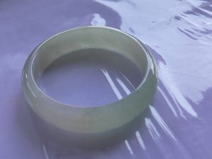 氷翡翠バングル　小春