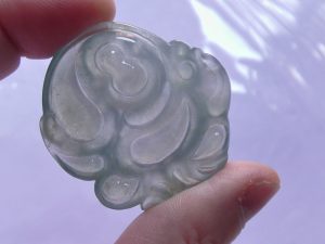 氷翡翠カービング