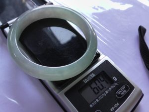 氷翡翠バングル