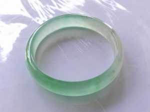 高級氷翡翠バングル
