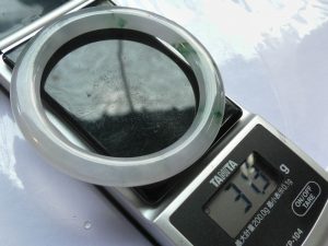 氷翡翠バングル