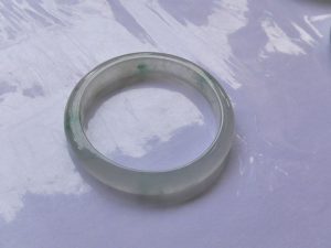 高級氷翡翠バングル