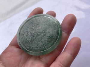 本翡翠ドラゴンカービング