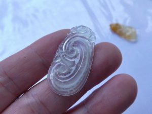 氷翡翠カービング