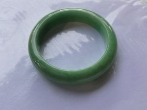 本翡翠バングル　　ジャングルブック