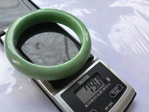 本翡翠バングル