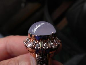 ラベンダー翡翠ルース