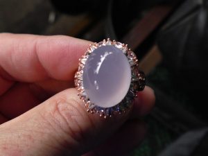 ラベンダー翡翠ルース