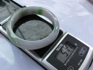 本翡翠バングル