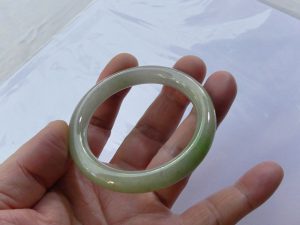本翡翠プリンセスバングル