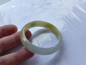 アイスイエローバングル