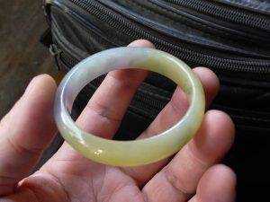 アイスイエローバングル