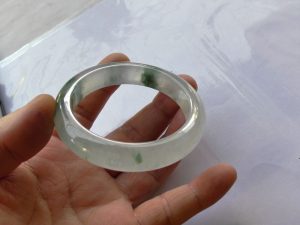 高級氷翡翠バングル