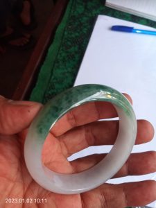 氷翡翠バングル　宇治の夏