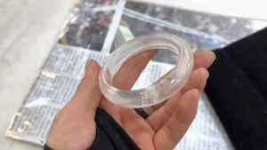 ポロンバングル