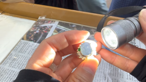 ラベンダー翡翠ルース