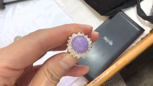 ラベンダー翡翠ルース