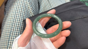 本翡翠プリンセスバングル