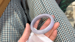 ラベンダー翡翠バングル