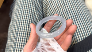 高級氷翡翠バングル