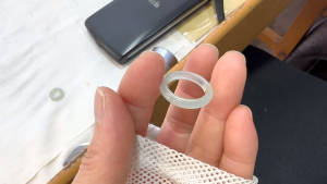 ペンダント付き氷翡翠くりぬきリング