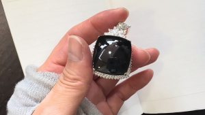 高級黒翡翠ルース