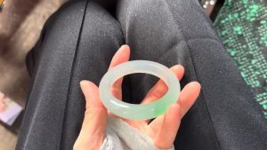 高級氷翡翠バングル
