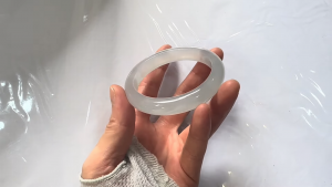 高級氷翡翠バングル