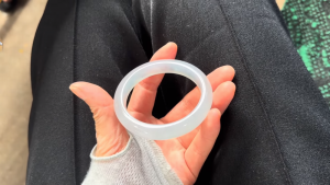 高級氷翡翠バングル
