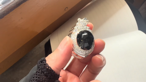 黒翡翠ルース