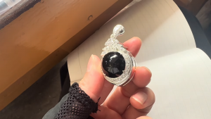 黒翡翠ルース
