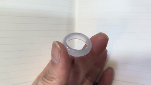 高級氷翡翠くりぬきリング