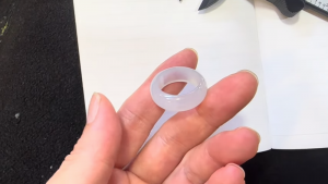 高級氷翡翠くりぬきリング