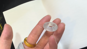 高級くりぬき氷翡翠リング・ペンダント付き　引き寄せ