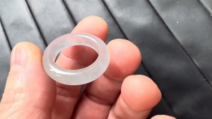 くりぬき氷翡翠リング