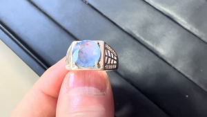 ミャンマーモゴク産非加熱サファイアリング