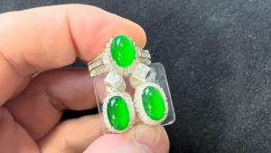 ろうかん翡翠3点セット