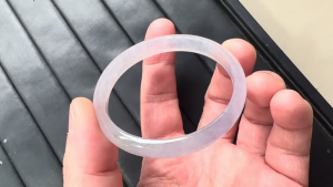 アイスラベンダー翡翠バングル