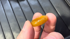 黄翡翠くりぬきリング