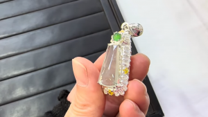 氷翡翠ルース
