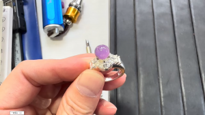 ラベンダー翡翠ルース